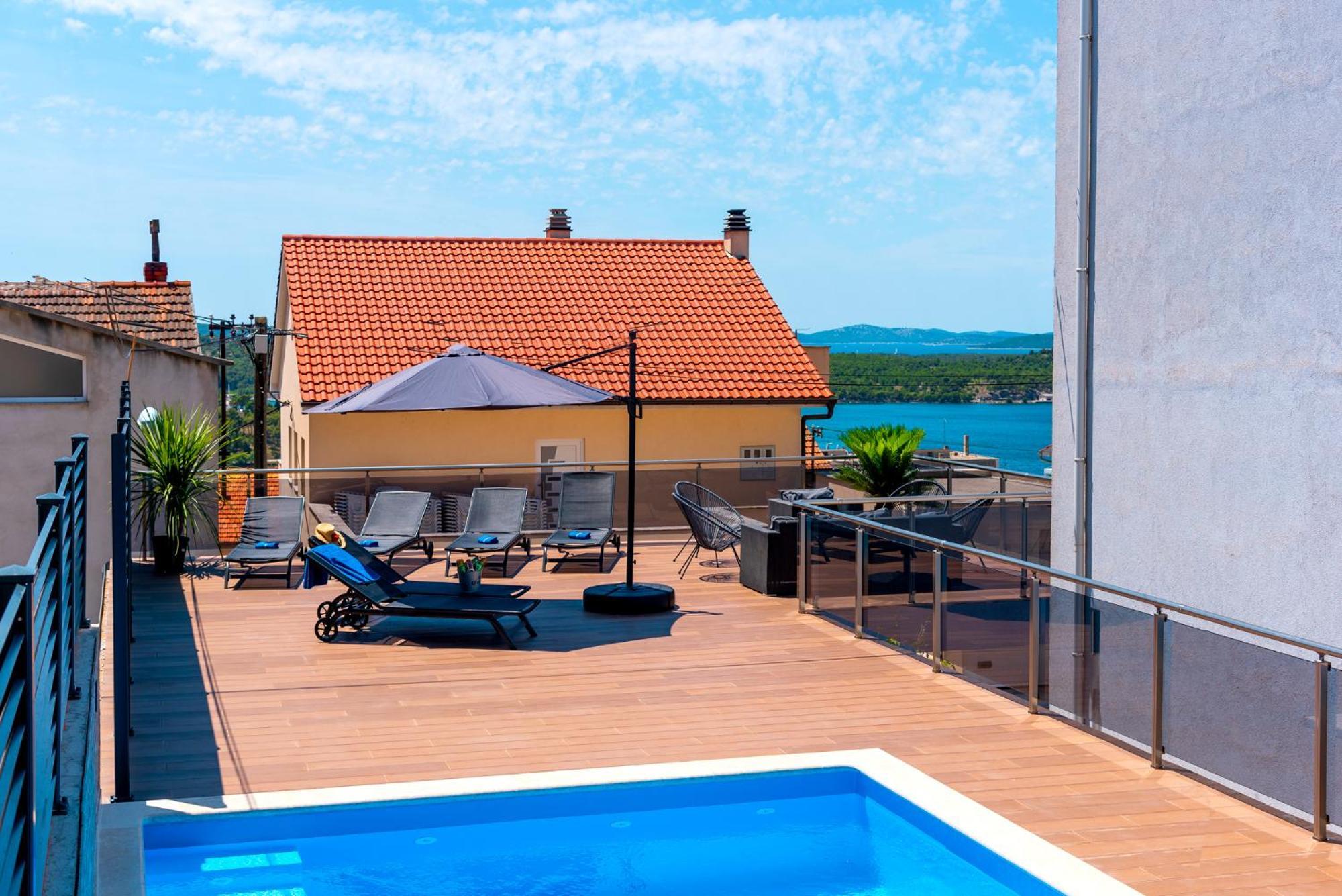 Pool Me Up! Apartment Sibenik Exterior photo